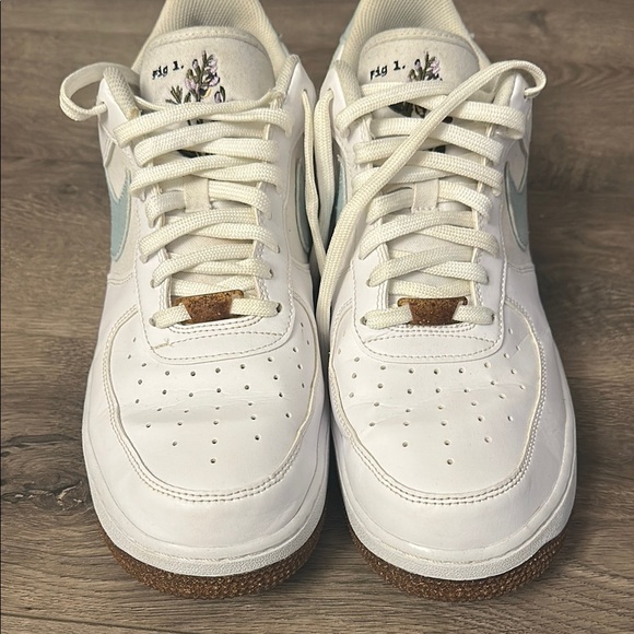 Nike Air Force 1 - Picture 3 of 7